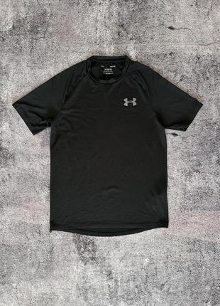 Футболка under armour