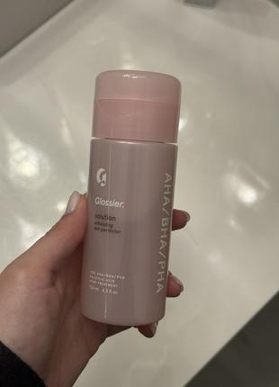 Glossier solution тоник с кислотами1 фото