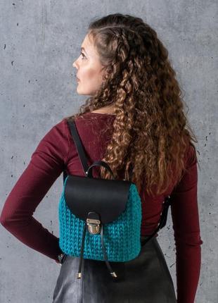 Жіночий рюкзак із трикотажної пряжі1 фото