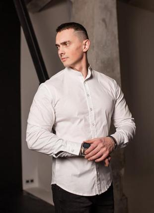 Белая мужская рубашка casual воротничок - стойка9 фото