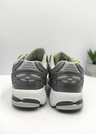 Кроссовки new balance 19068 фото