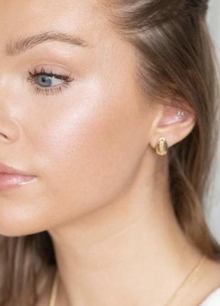 Кремовий хайлайтер charlotte tilbury beauty light wand - spotlight