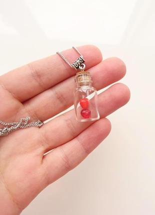 Романтичный маленький кулон бутылочка валентинка на тонкой цепочке с двумя сердечками love