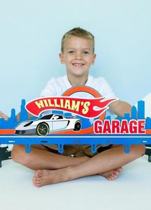 Парковка для игрушечных машин: персонализированный подарок для мальчика6 фото