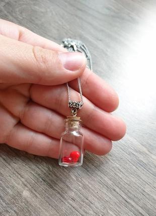 Романтичный маленький кулон бутылочка валентинка на тонкой цепочке с двумя сердечками love3 фото