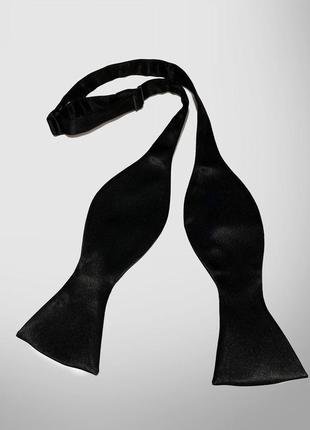 Краватка метелик самовяз жіноча чорна атласна на новий рік.