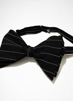Краватка метелик самов'яз чорна в смужку