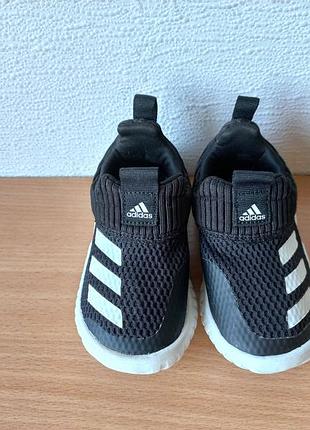 Стильные кроссовки adidas rapidazen 21 р. стелька 13,3 см