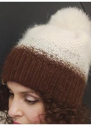 Очень красивый комплект - шапка и снуд из пуха норка с помпоном из песца