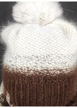 Очень красивый комплект - шапка и снуд из пуха норка с помпоном из песца