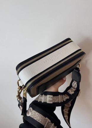 Marc jacobs 4