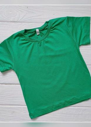 Зеленая футболка для мальчика1 фото