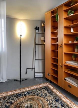 Тонкий невидимый led торшер в спальню, гостинную, офис io-1 в стиле минималист. 2 в 1 - напольный светильник и10 фото