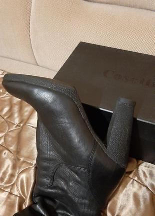 Шкіряні ботфорди розміру 37. 8