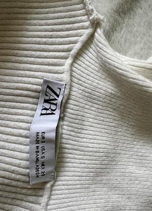 Вкорочений білий светр zara в рубчик, розмір s.3 фото