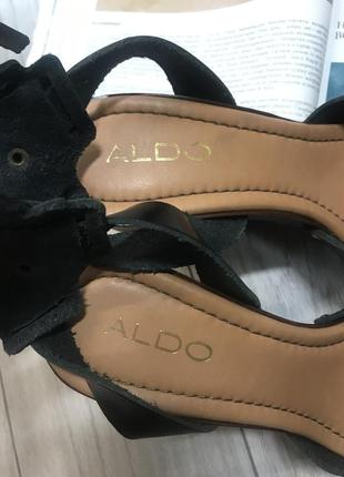 Босоножки кожа от aldo p.398 фото