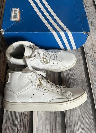 Кросівки adidas