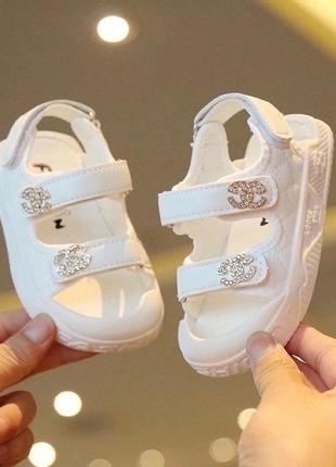 Ну дуже милі босоніжки для самих маленьких😍