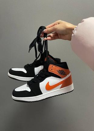 Кросівки nike jordan 1 retro orange  black premium1 фото