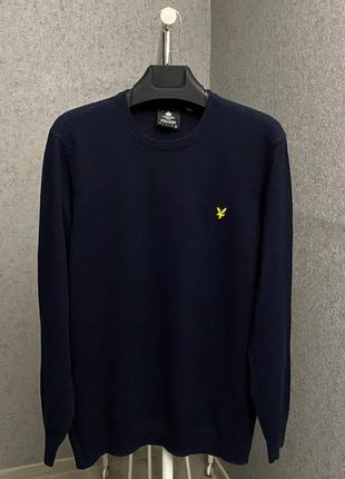 Синий свитер от бренда lyle&amp;scott