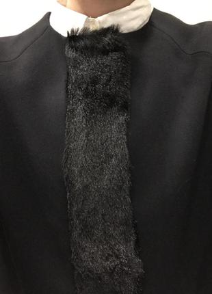 Пальто с меховой вставкой trussardi7 фото