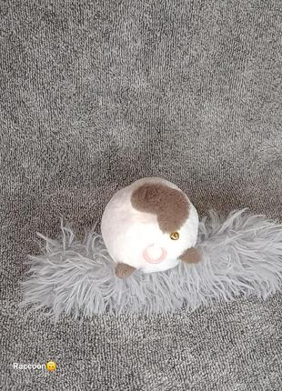 Плюшева іграшка брелок котик з хвостом, що крутиться 15 см3 фото