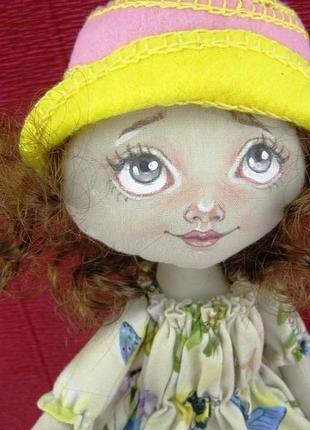 Текстильная кукла в панамке2 фото
