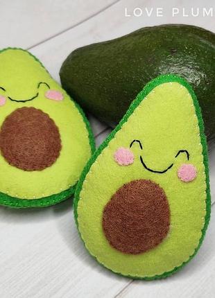 Іграшка авокадо з фетру