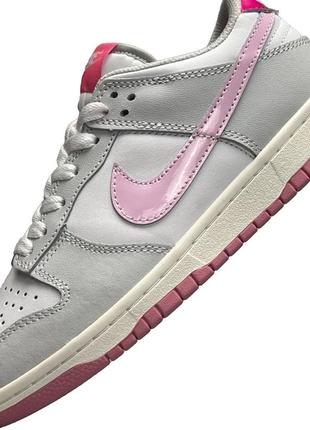 Жіночі кросівки nike sb dunk low 520 pink puck7 фото