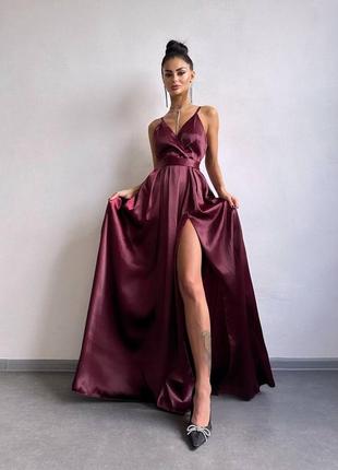 Атласна сукня максі з розрізом4 фото