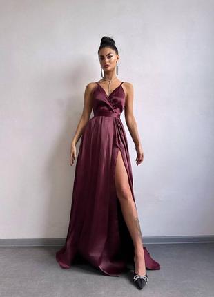 Атласна сукня максі з розрізом2 фото