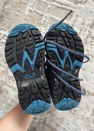 Jack wolfskin трекинговые ботинки crosswind texapore 26 ботинка для мальчика4 фото