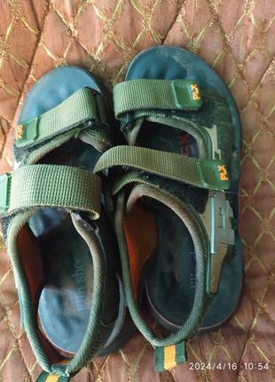 Мальчика босоножки