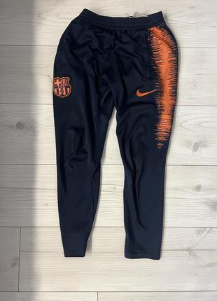 Продам костюм nike barcelona3 фото