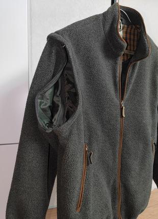 Флісова куртка трансформер beretta
оригінал, made in italy4 фото