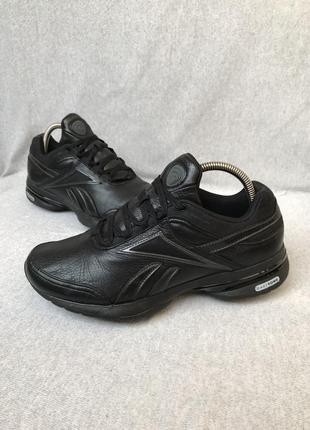 Шкіряні кросівки reebok easytone reenew lux black3 фото