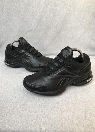 Шкіряні кросівки reebok easytone reenew lux black4 фото