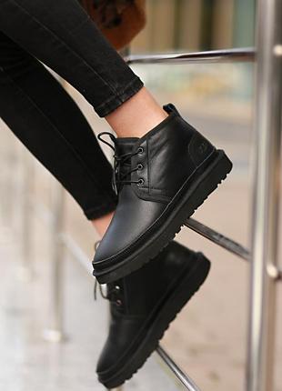 Женские чёрные угги ugg neumel boots metallic black