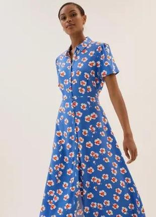 Сукня синя у квітковий принт м&s
