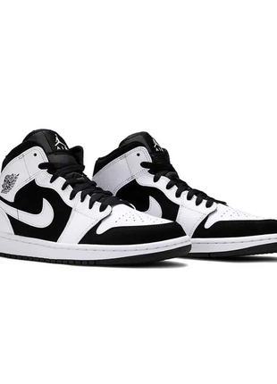 Кросовки nike air jordan 1 retro mid tuxedo