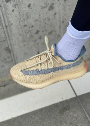 Жіночі кросівки adidas yeezy boost 350 v2 yellow blue2 фото