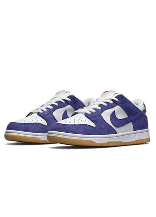 Женские кроссовки nike sb dunk low pro iso orange &gt; court purple