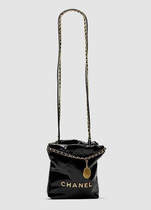 Сумка женская в стиле chanel black quilted calfskin mini 22 bag gold hardware3 фото