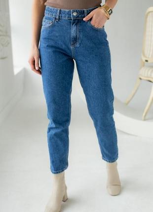 Жіночі джинси-мом3 фото