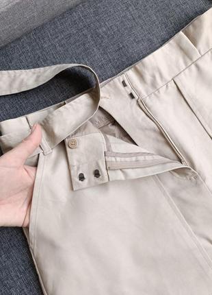 Светлая юбка карандаш с разрезом спереди от премиального бренда4 фото