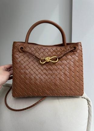 Кожаная коричневая сумка шоппер в стиле bottega veneta