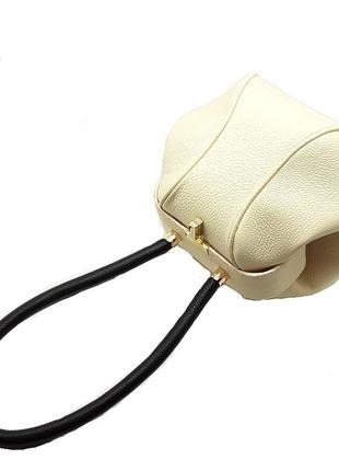 Сумка женская из натуральной кожи.