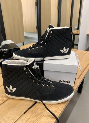 Утеплені черевики adidas оригінал 40.5