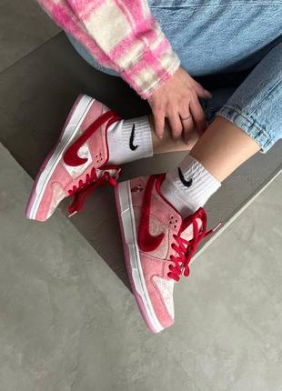 Nike dunk low strangelove