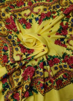 Яркая женская украинский платок желтая с цветами 91*91 см. платок в этно стиле. украинский платок
